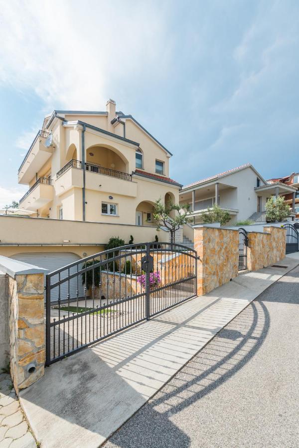 Apartment Carpe Diem Crikvenica Eksteriør bilde